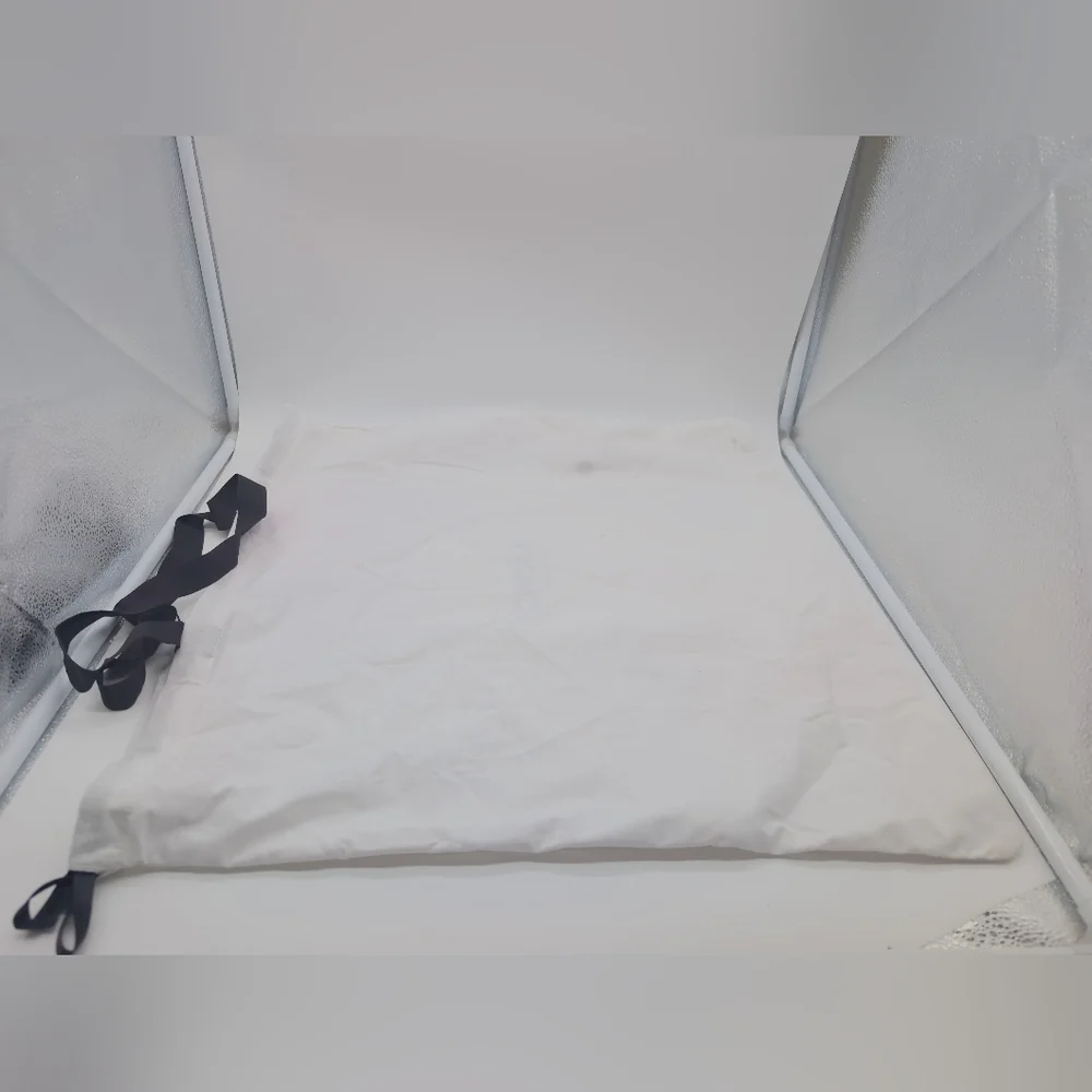 KNOMO London White Protective Dust Bag with Black Ribbon 21x21